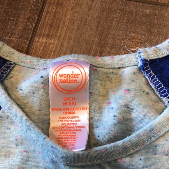 Girls Wonder nation heart shirt - Picture 4 of 4